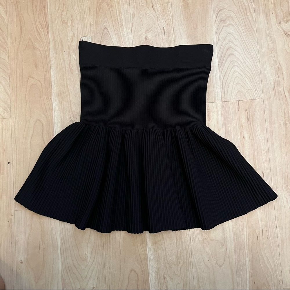 Y2K BCBG Max Azria Black Valeria Ribbed Stretch Knit Drop Waist Skirt Skater M